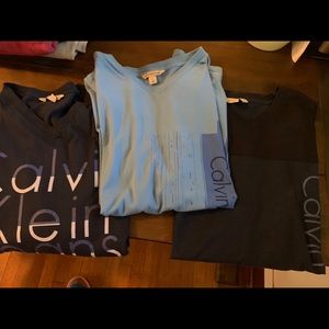 Calvin Klein V-Neck T’s - lot of 3!